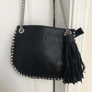 LIKE NEW Michael Kors black leather shoulder bag